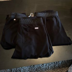 Figs Zamora jogger scrub pants. Black. Large Tall.